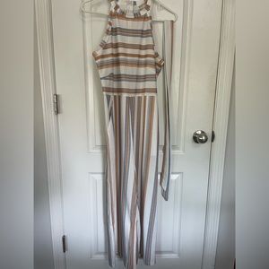 Sleeveless romper wide leg